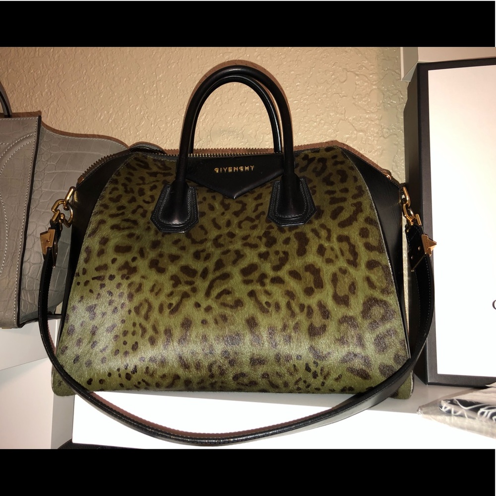 Medium givenchy antigona